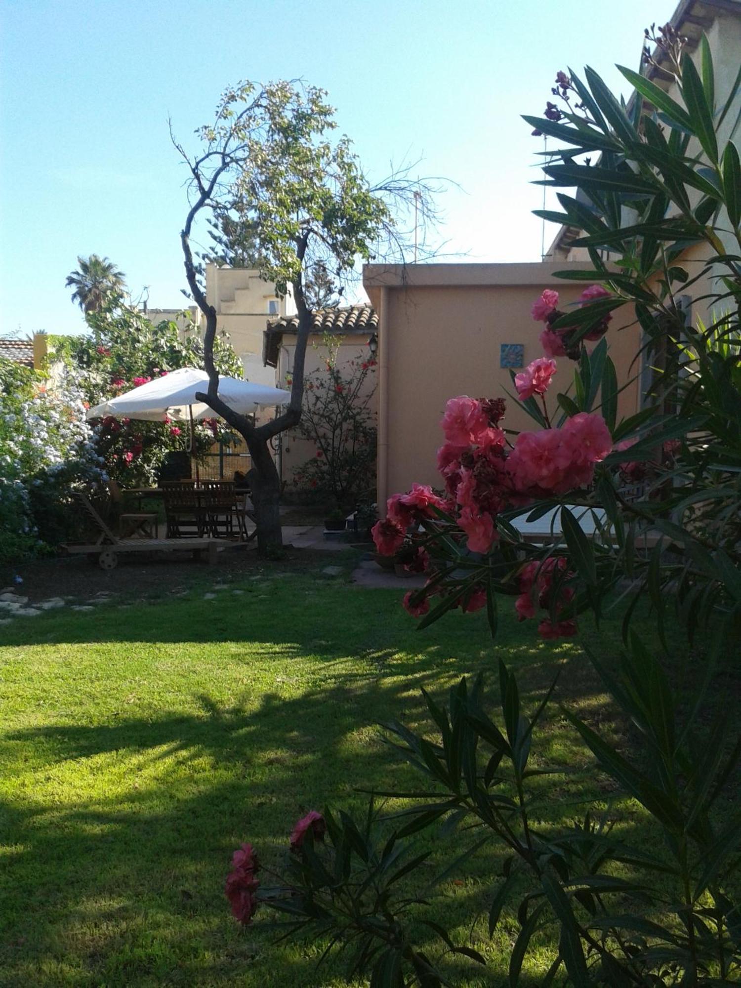 At Fourth Otel Cagliari Dış mekan fotoğraf